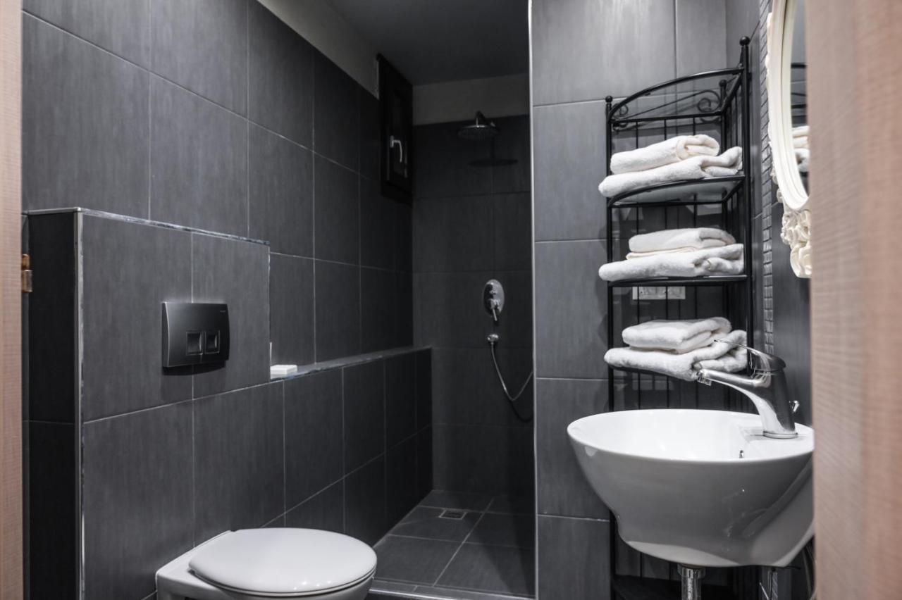 Blue Sea Boutique Apartments Olympiaki Akti Exterior photo