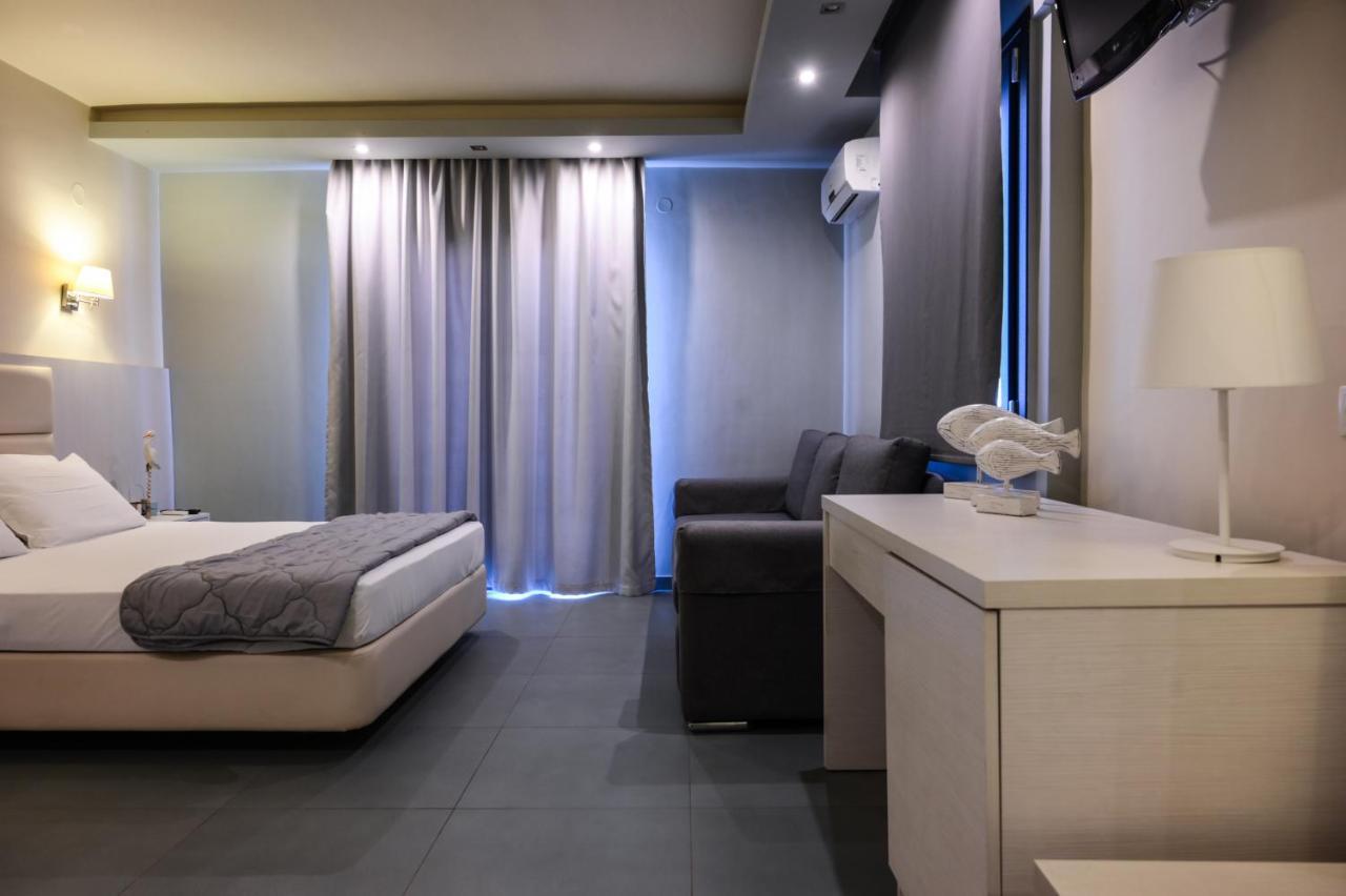 Blue Sea Boutique Apartments Olympiaki Akti Exterior photo